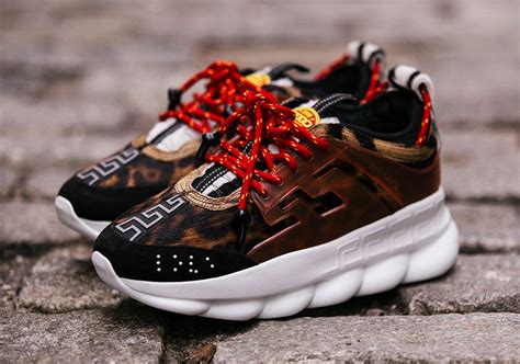 versace chain tennis shoes|versace chain reaction sneakers price.